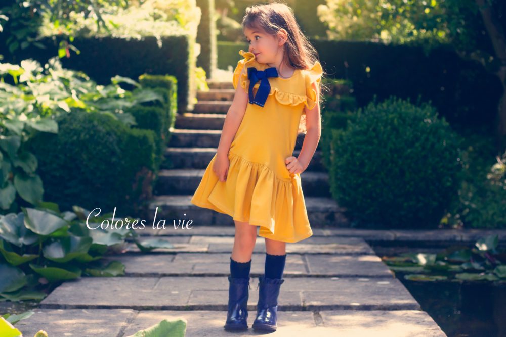 robe jaune volant