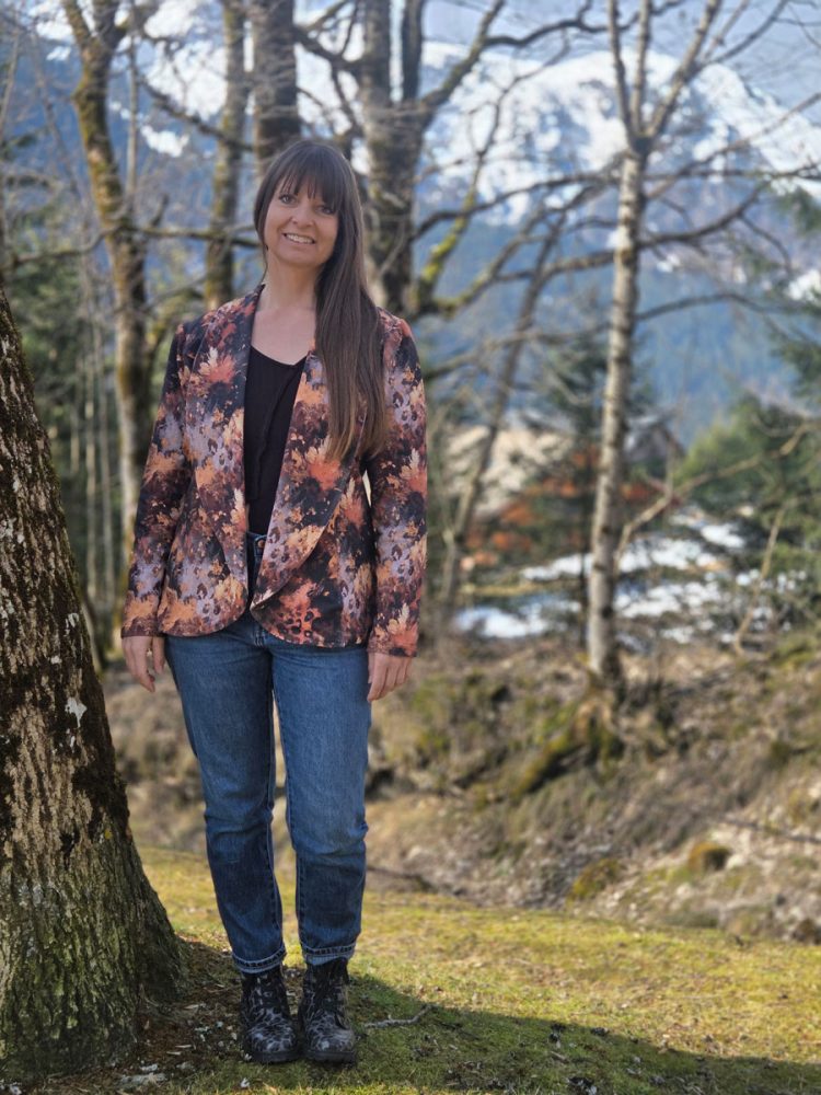 Amaya-18 Version manches longues – patron veste femme en maille