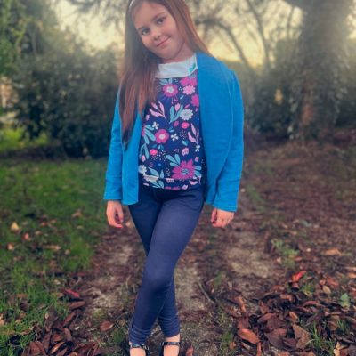 Veste enfant chic en maille – Patron couture Amaya